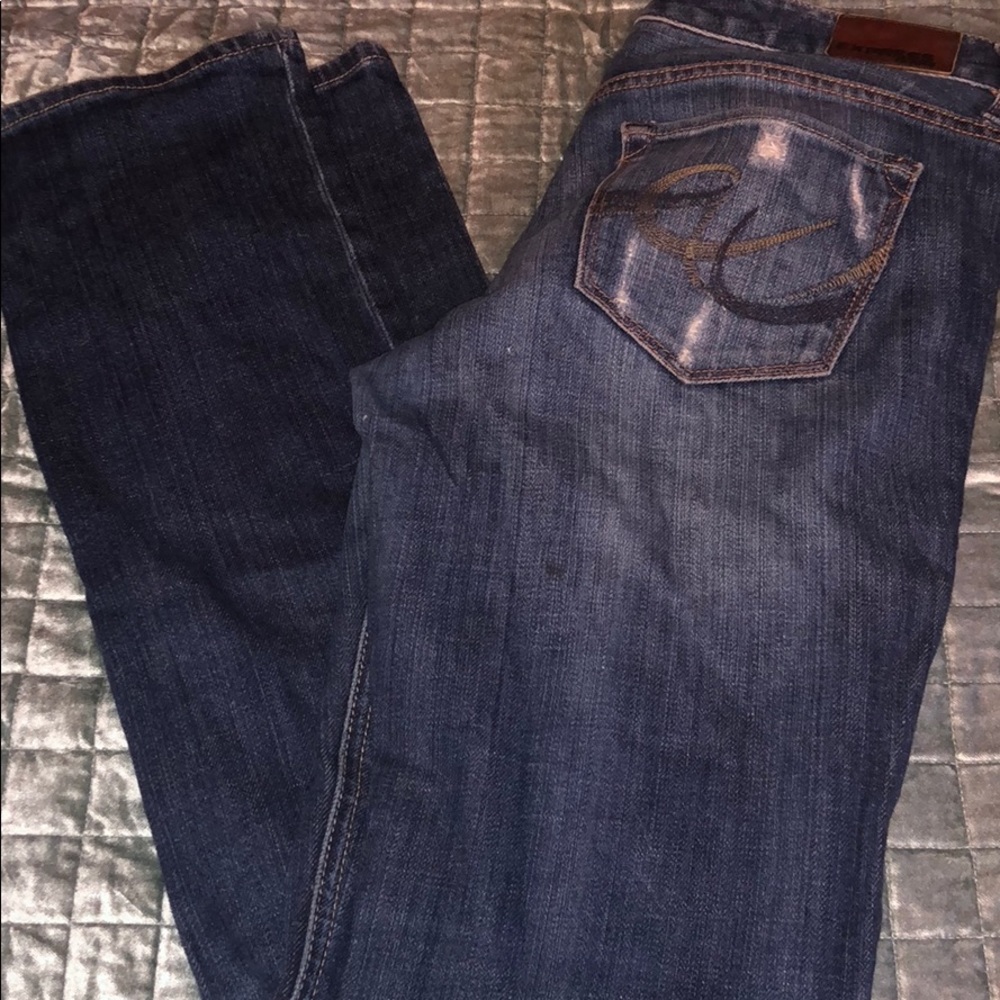 Express distressed dark blue denim